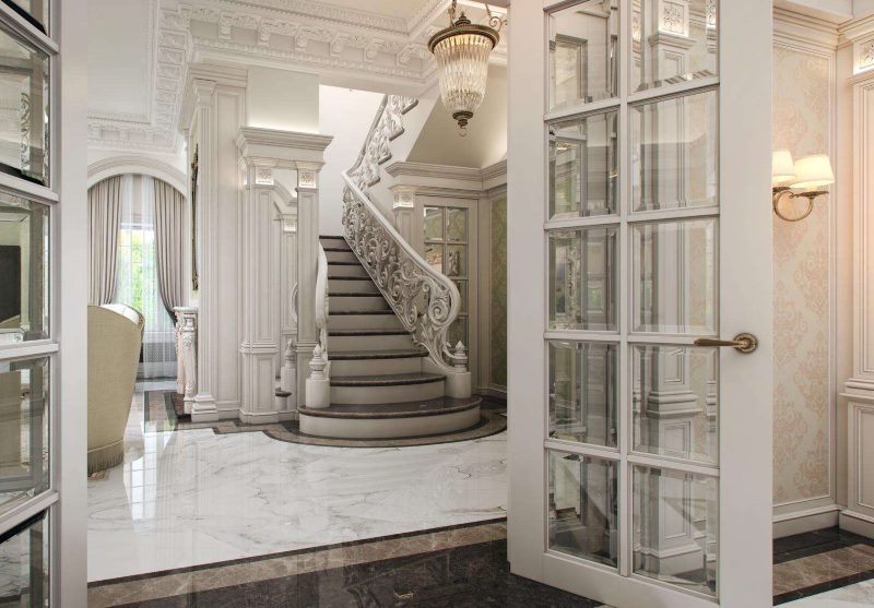 Lobby in stile classico con pavimento in marmo