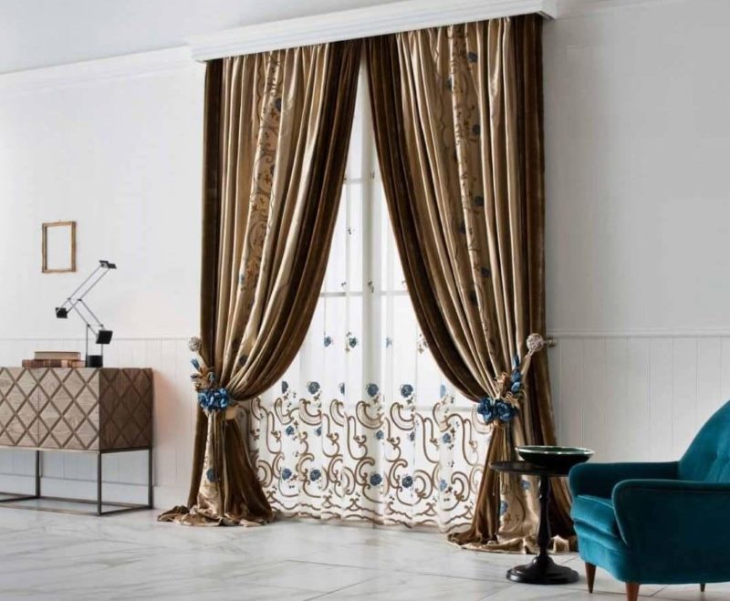 Dark italian curtains in a bright living room