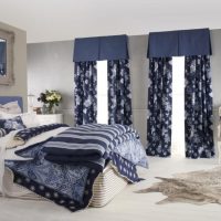Blue color in bedroom decoration