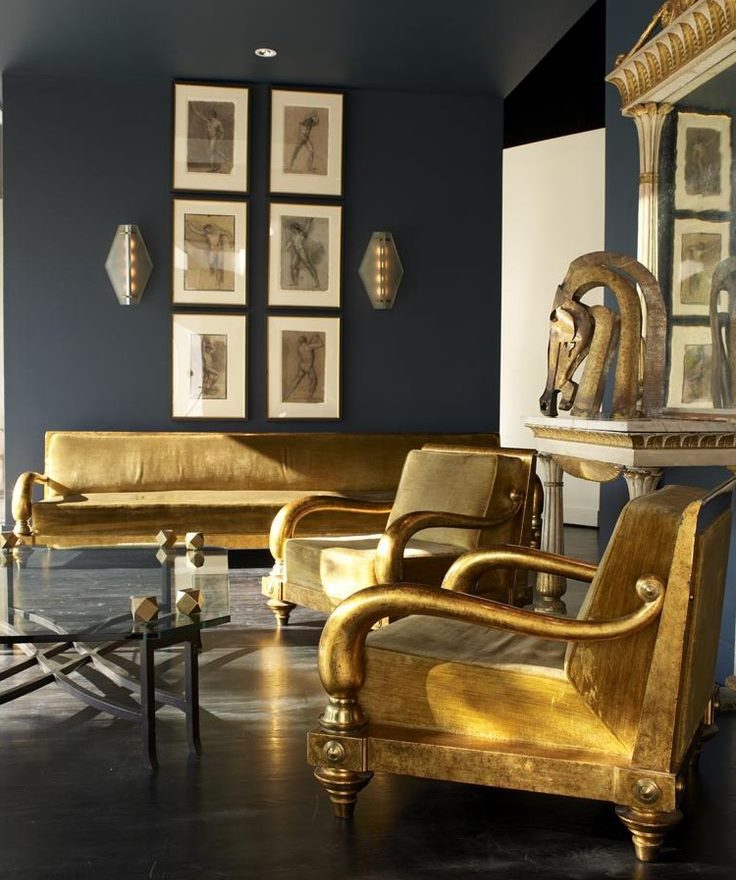 Egyptian-style furniture in gold in the living room