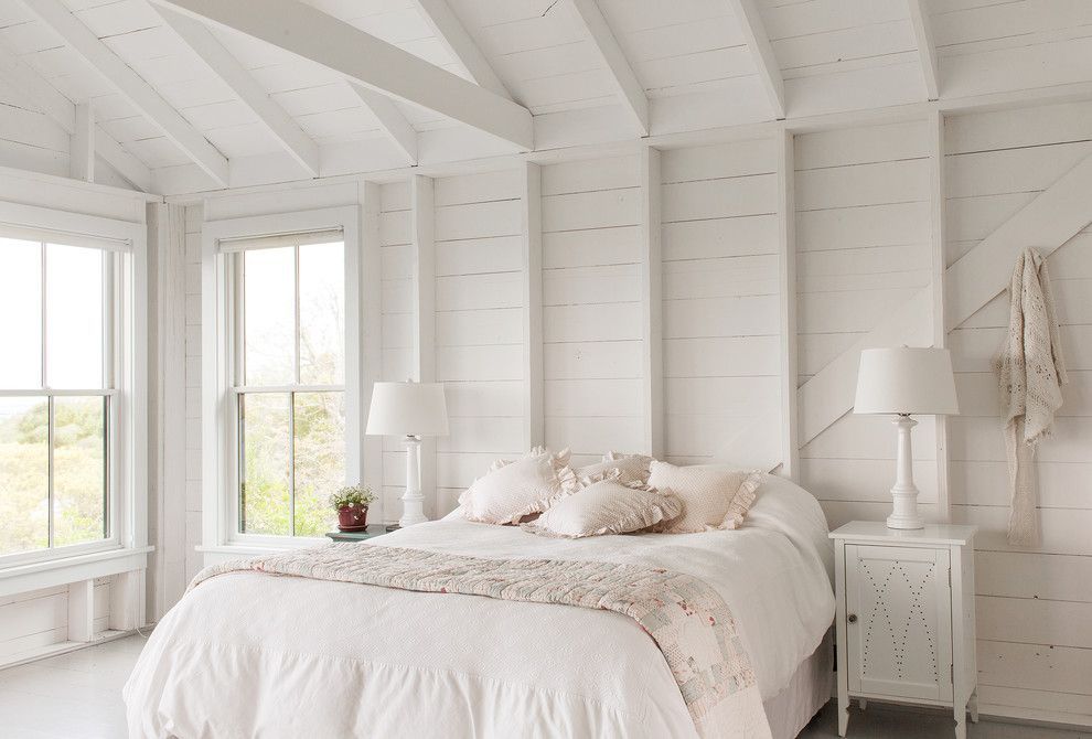 Painted wooden walls in a bedroom of a private house