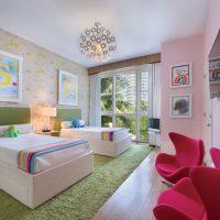 Green carpet on the children's floor with two beds