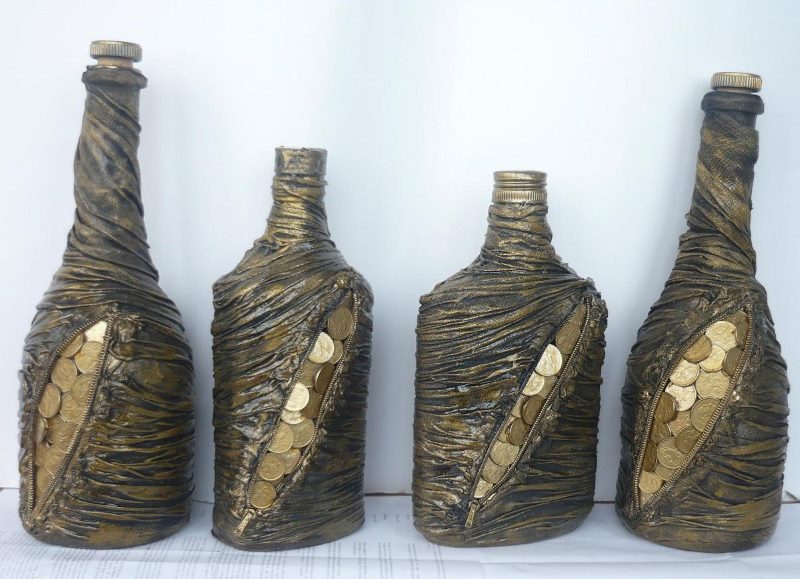 Bottle decor with pantyhose and coins