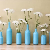 Vases à fleurs à partir de bouteilles de déchets
