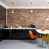 Black color in the interior of the kitchen