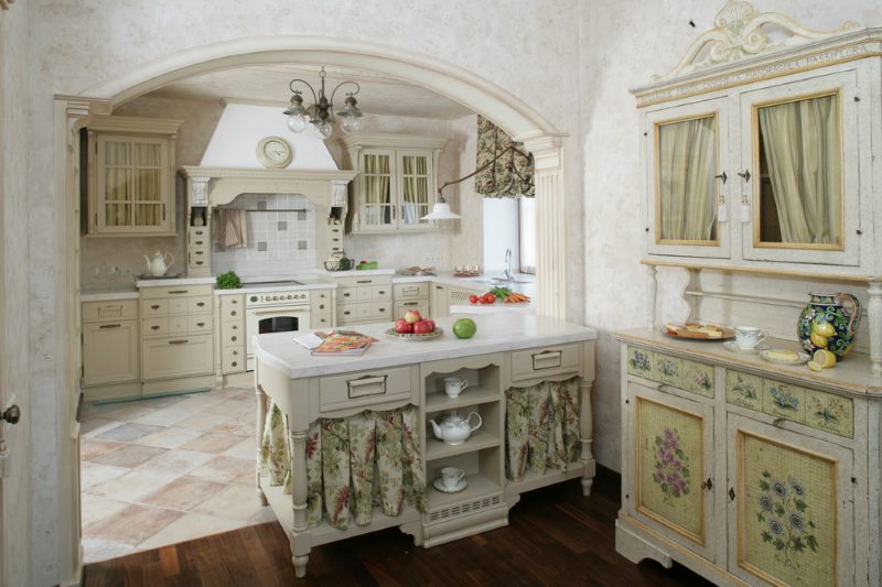 Italian style kitchen design with arch