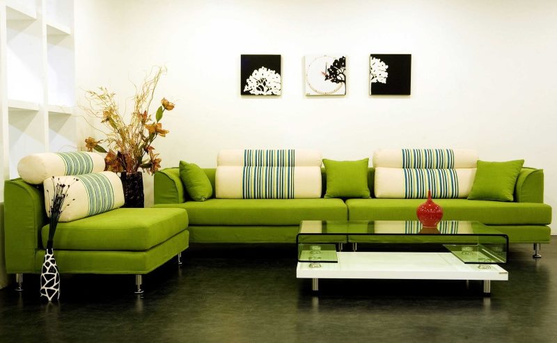 Corner sofa with green upholstery