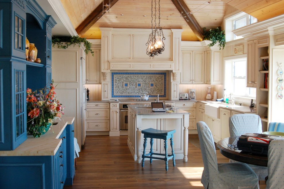 Beautiful Mediterranean style kitchen interior