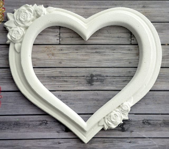 Heart shaped plaster frame