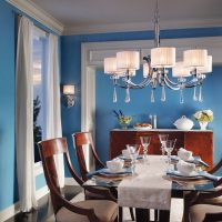 Blue walls in the dining area of ​​the kitchen