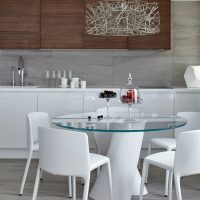 Contemporary style dining area