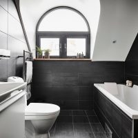Attic bathroom in a country house