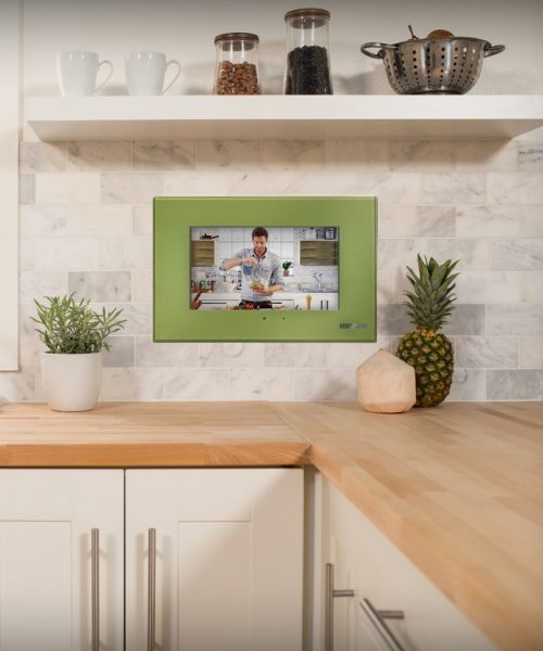 The option of placing the TV in the kitchen in a hidden way.