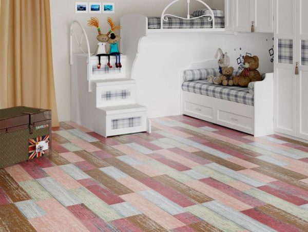 A new trend is laying parquet with a pattern, like a patchwork.