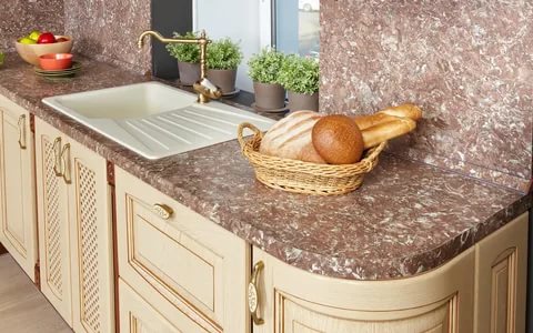 Ceramic kitchen worktop is the best choice for the hostess