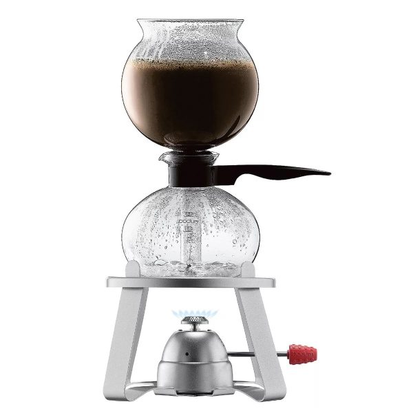 In 1901, Luigi Bezzero patented his invention in the form of an espresso machine.